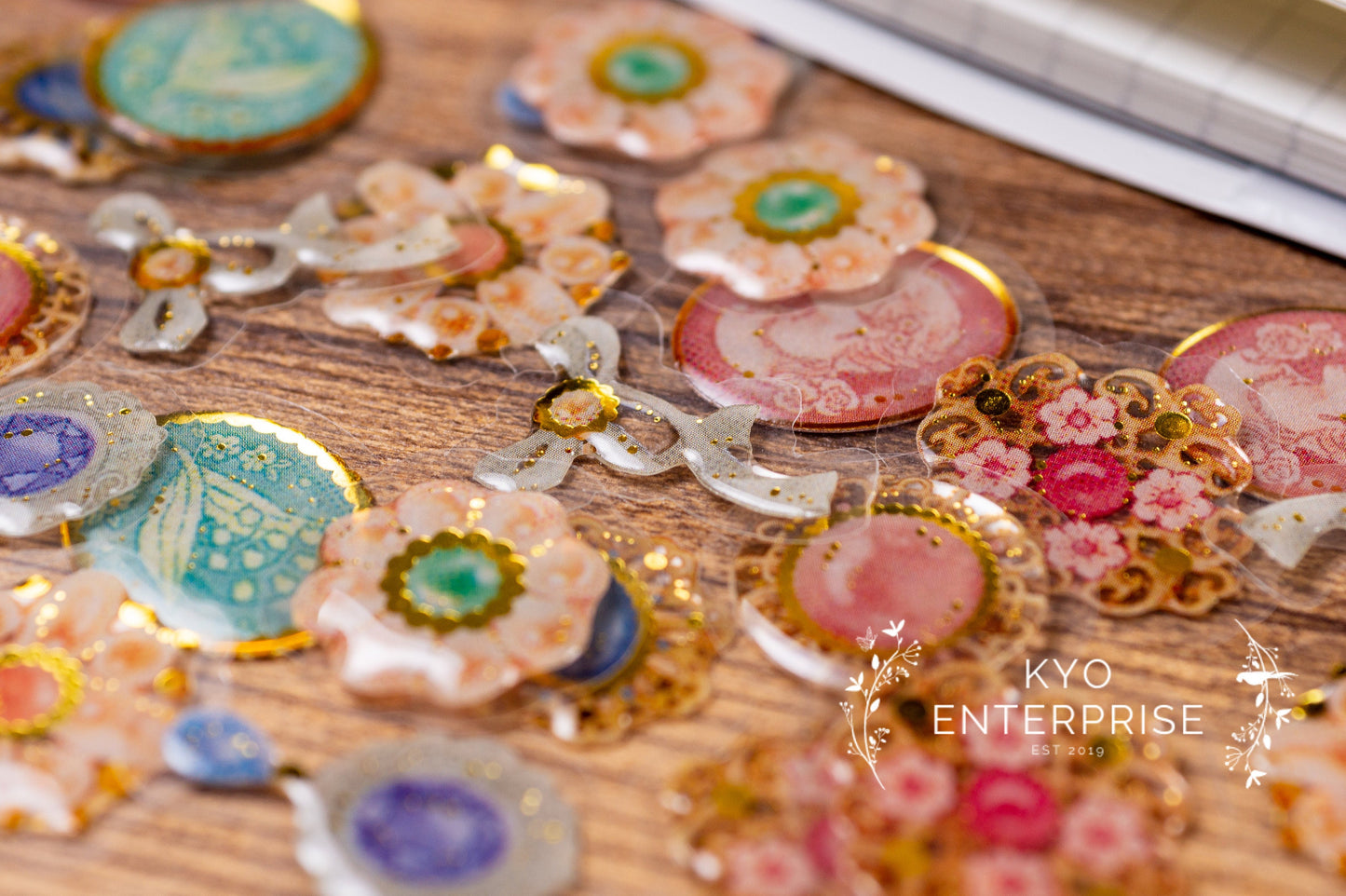 Brocante Seal Series 3D Resin Gold Foil Flake Sticker - Brooch