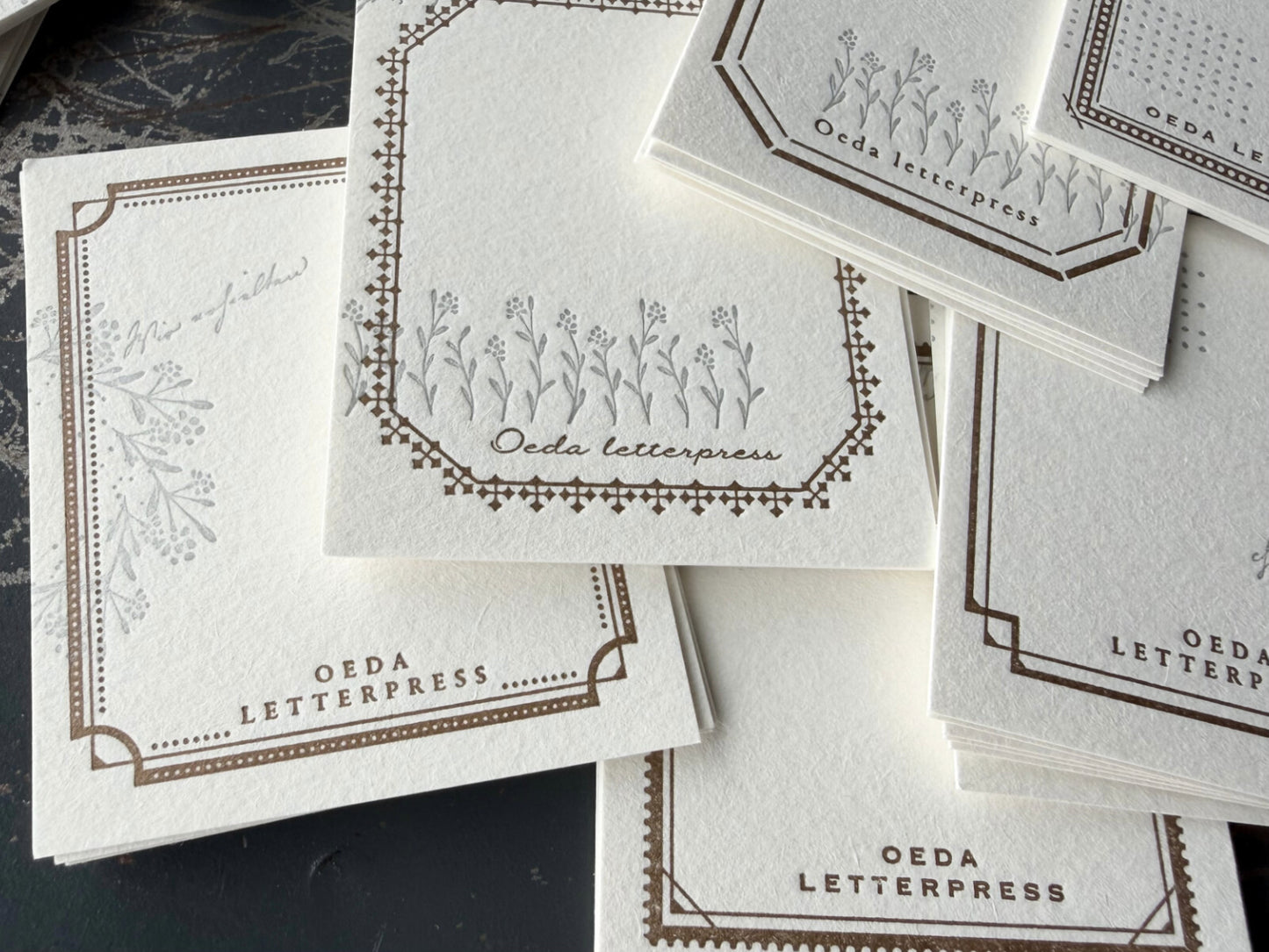 Assorted Card Box / Mellow Silver