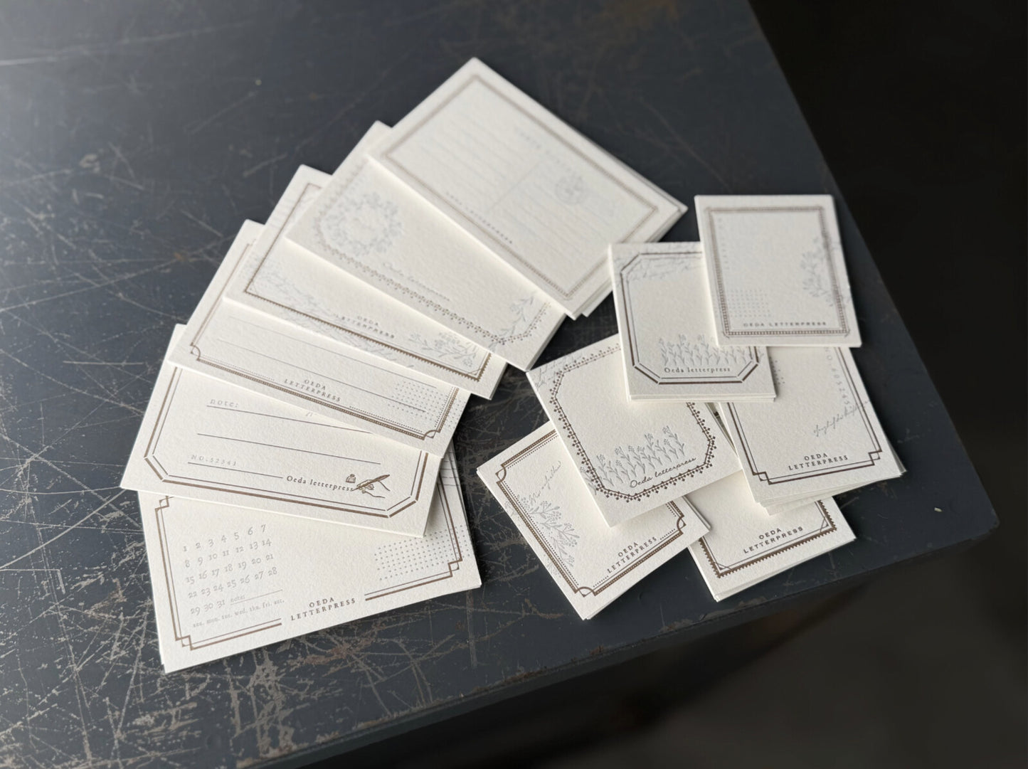 Assorted Card Box / Mellow Silver