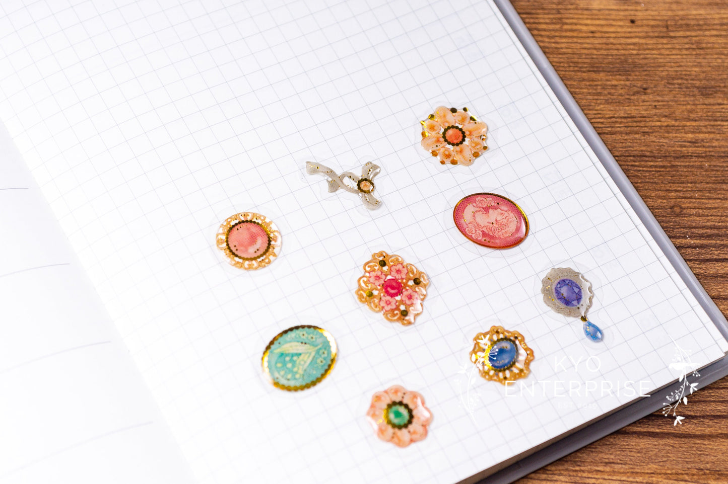 Brocante Seal 3D Resin Gold Foil Flake Sticker Series - Brooch